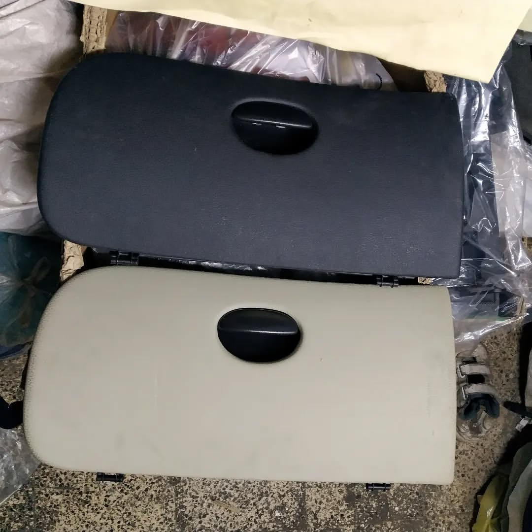 درب داشبورد چرم دوز پژو 206 رنگ کرم